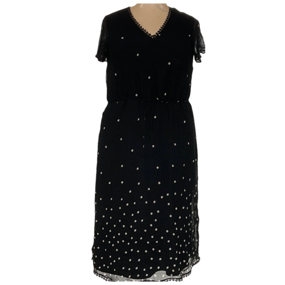 Avenue Dresses & Skirts - Avenue Black Plus Wrap Dress, 2XL